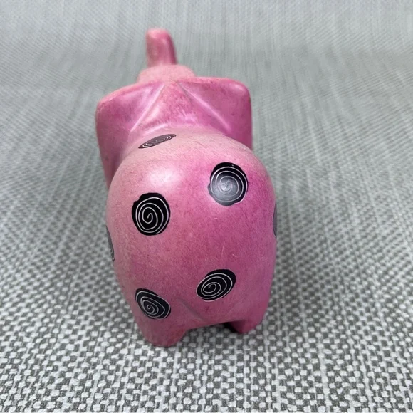 Carved Soapstone Pink Elephant Kisii Kenya Africa Figurine 2" tall Black Swirls - Picture 5 of 9